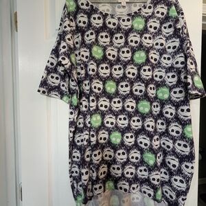 LuLaRoe Black and White Top with Green Skull Design
